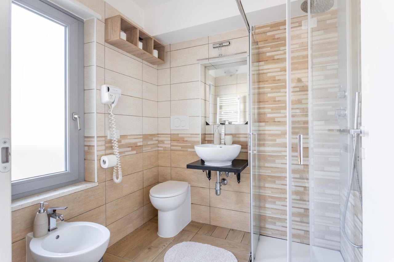 Oristano Camera Arancio Max 3Pers,Bagno,Uso Cucina Kültér fotó