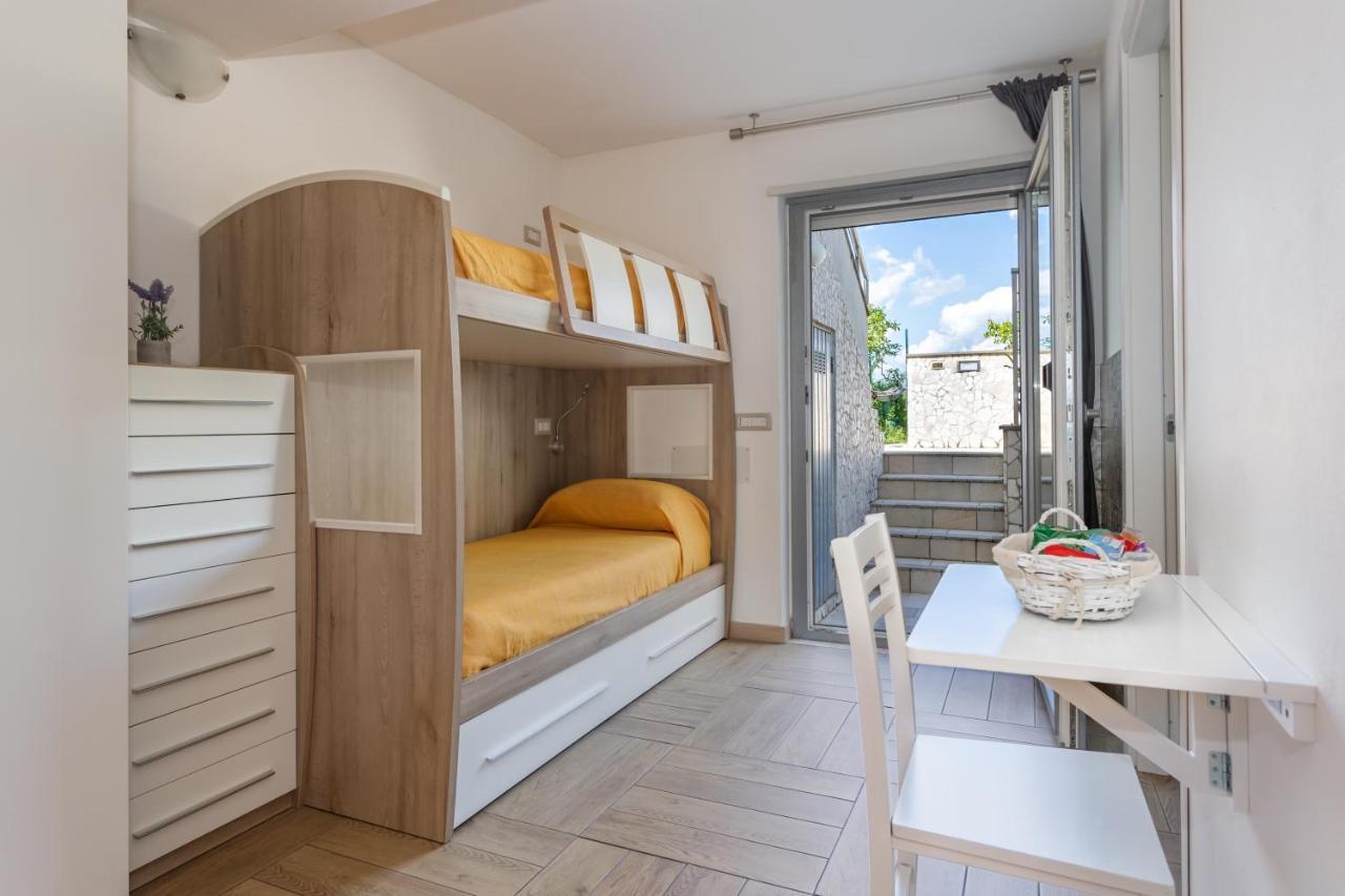 Oristano Camera Arancio Max 3Pers,Bagno,Uso Cucina Kültér fotó