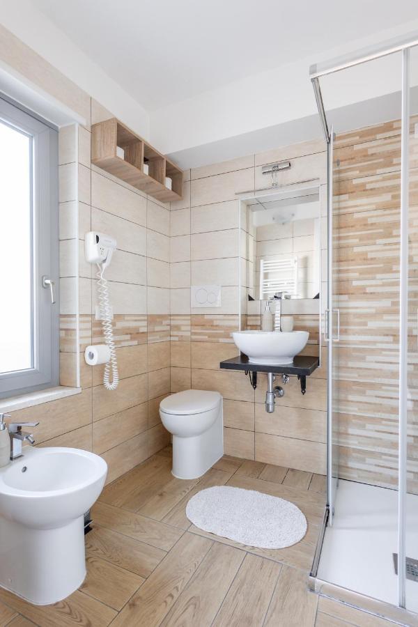 Oristano Camera Arancio Max 3Pers,Bagno,Uso Cucina Kültér fotó